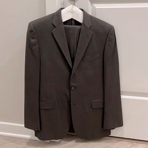 Burberry wool 40R / 32x32 brown suit